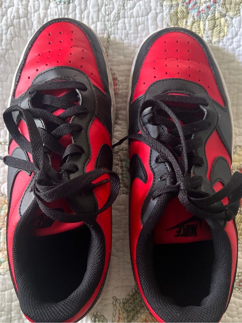 Nike Court Borough Y 7 W 8.5 Low Recraft University Red/Black/White EC Preowned